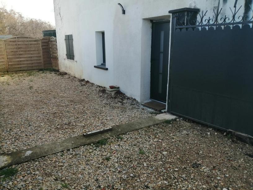 Appartement Tout Proche De Bourg-En-Bresse Peronnas Екстериор снимка